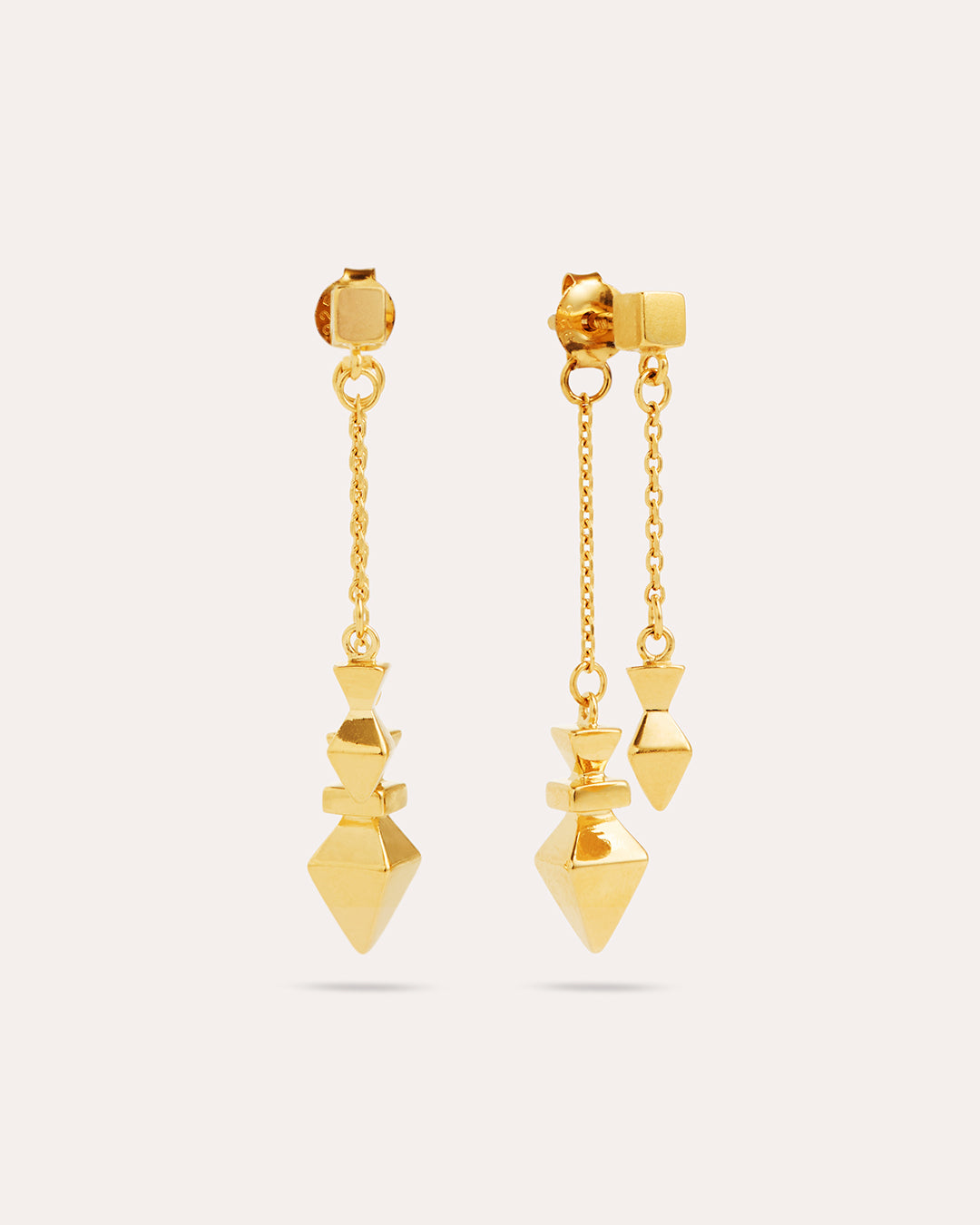 Arrow Chain Guldörhängen By Sofia Wistam