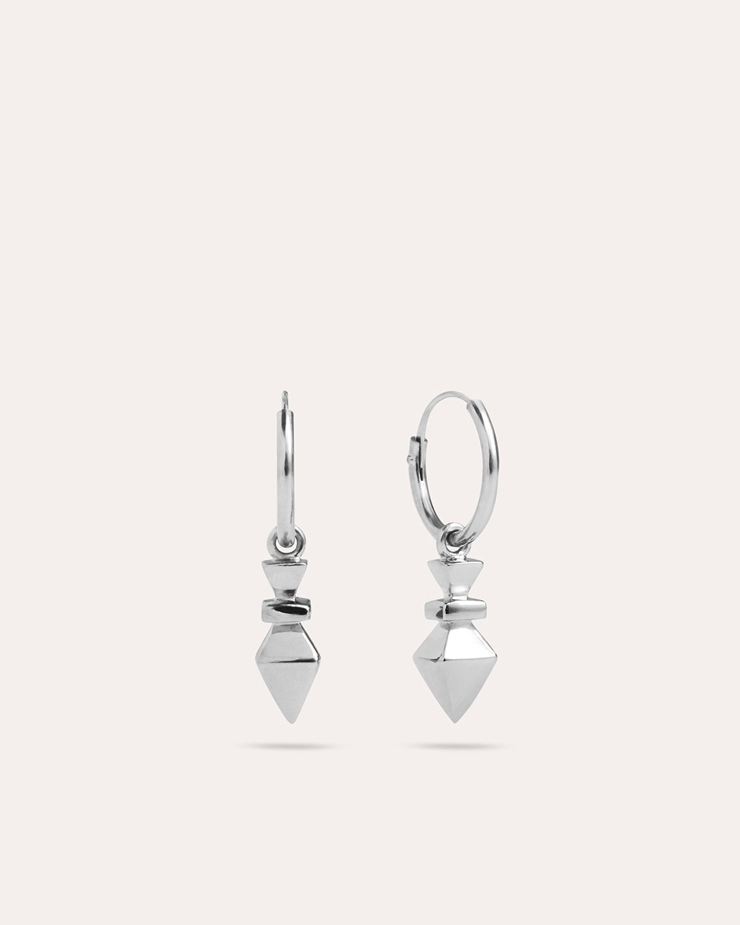 Arrow Ring Silverörhängen By Sofia Wistam