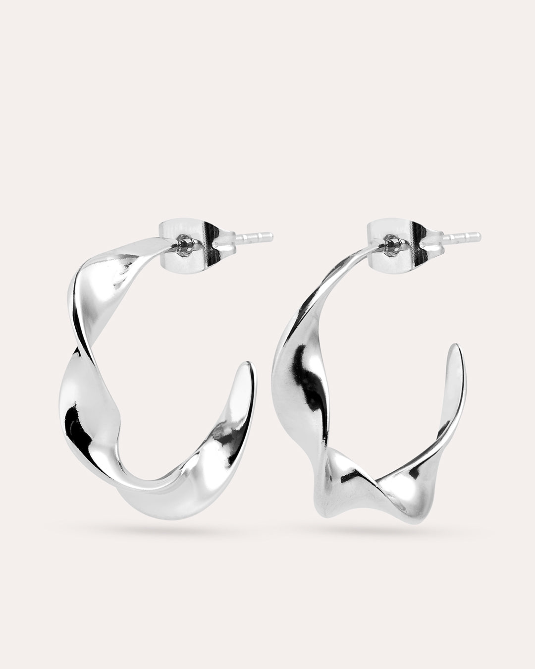 Twirl Small Silverörhängen By Sofia Wistam