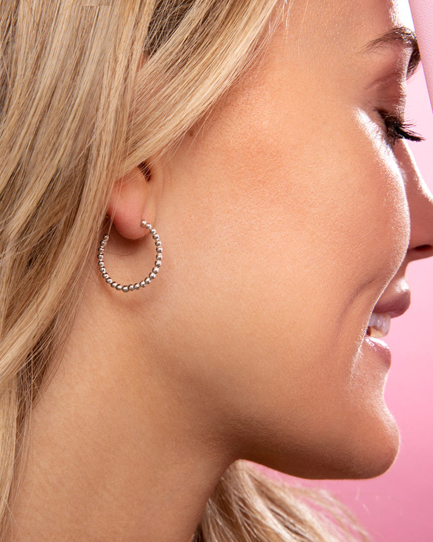 Flow Medium Silverörhänge By Sofia Wistam