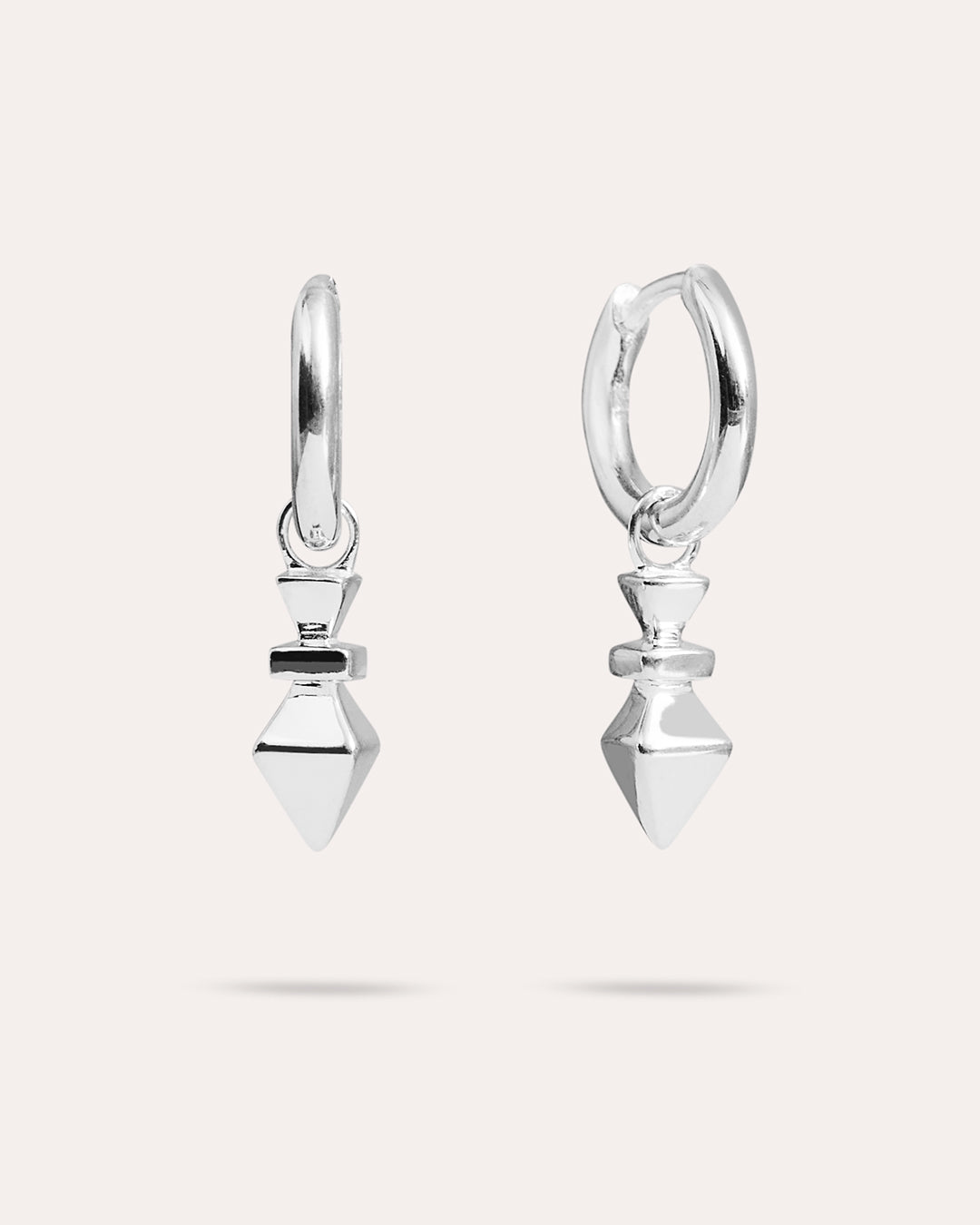 Arrow Ring - Silverörhängen